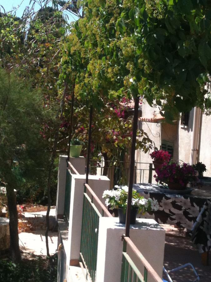 בית הארחה שאקה 	La Fattoria מראה חיצוני תמונה